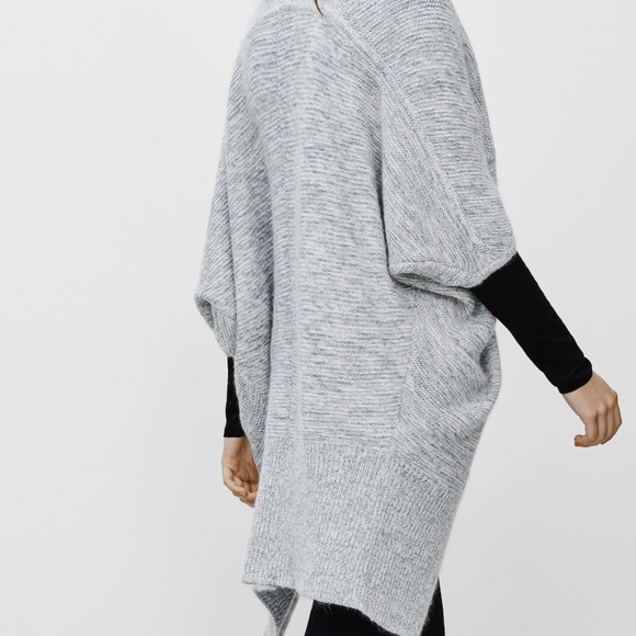 SOLD-Aritzia The Group Babaton Javier sweater - Picture 2 of 7